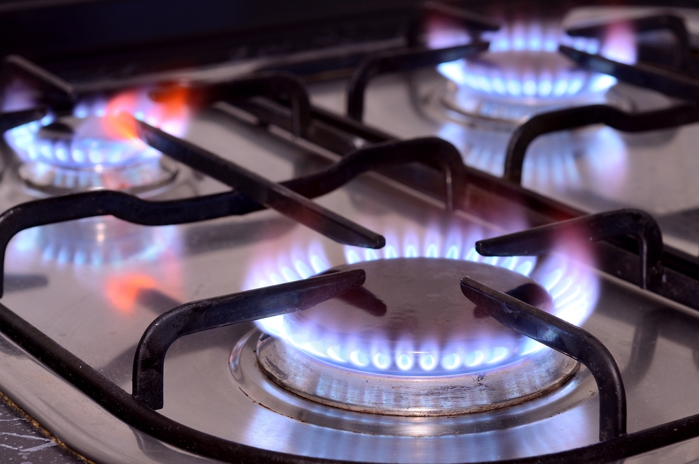 is a gas stove cheaper than electric